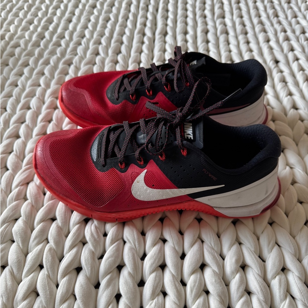 Nike Metcon 2 red white